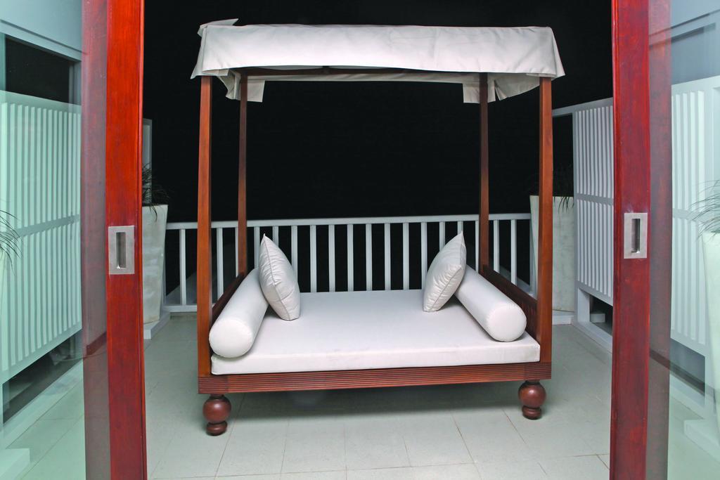 Michelle Boutique Hotel Балапития Экстерьер фото